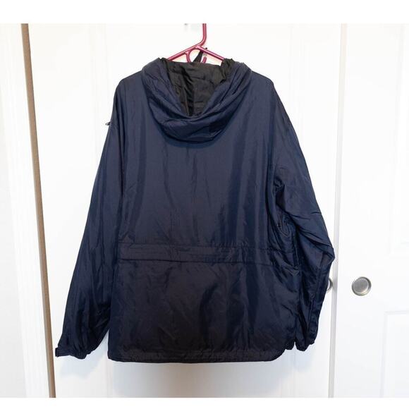 Disney Members Castle a Cast Exclusive Collection Rain Coast XXL - Picture 2 of 6